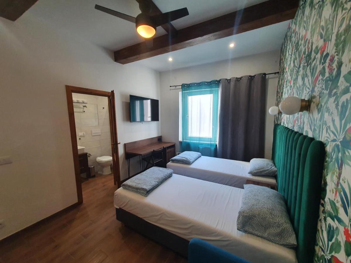 Luxurio Rooms With Baths Livorno Exterior photo